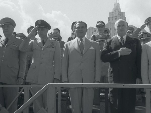 Produktbild: Geheimes Kuba - Von Kolumbus zu Ch&eacute; und Castro - Die ganze Geschichte Kubas [2 DVDs]