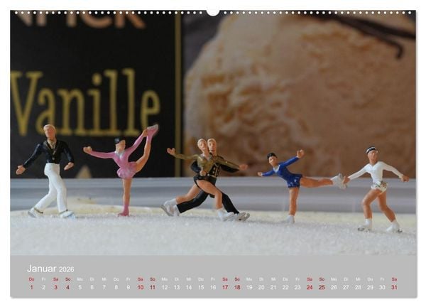 Produktbild: Das zweite Leben von Miniatur-Figuren (Wandkalender 2026 DIN A2 quer), CALVENDO Monatskalender