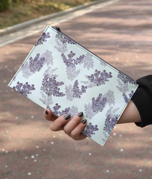 Produktbild: Koreanische Hanji-Papiertasche Federm&auml;ppchen Kosmetiktasche &ndash; Lila/Lavendel - aus traditionellem Hanji-Papier &ndash; mit Rei&szlig;verschluss