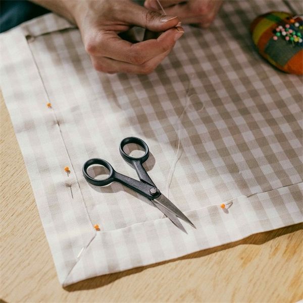 Produktbild: Fiskars FF ReNew N&auml;hschere, 13cm