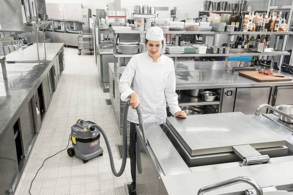 Produktbild: K&auml;rcher Professional NT 22/1 Ap Te L *EU 1.378-610.0 Nass-/Trockensauger 1300 W 22 l
