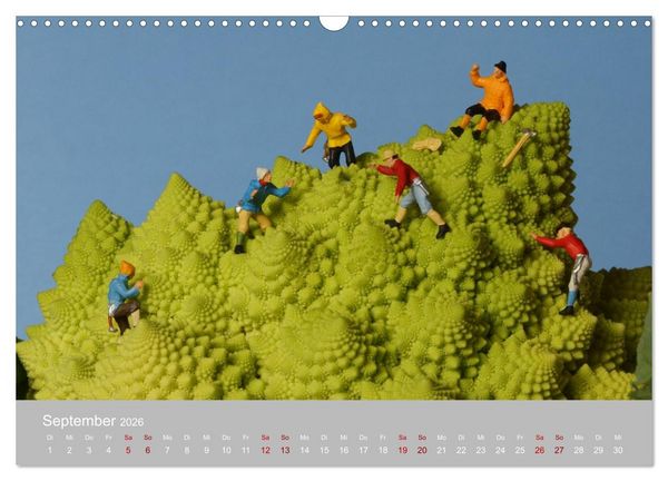 Produktbild: Das zweite Leben von Miniatur-Figuren (Wandkalender 2026 DIN A3 quer), CALVENDO Monatskalender