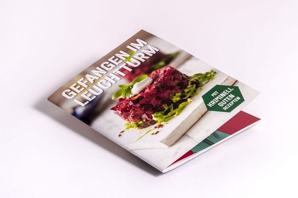 Codewort: Mord. Gefangen im Leuchtturm. Krimidinner-Rollenspiel und Kochbuch. Für 6 Spieler ab 12 Jahren.