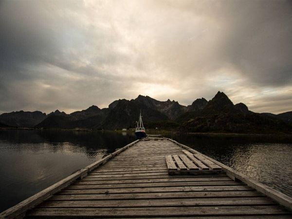 Produktbild: CALVENDO Puzzle Der Steg im Abendlicht | 1000 Teile Lege-Gr&ouml;&szlig;e 64x48cm Foto-Puzzle f&uuml;r gl&uuml;ckliche Stunden