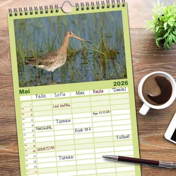 Produktbild: Familienplaner 2026 - Das faszinierende Reich der V&ouml;gel mit 5 Spalten (Wandkalender, 21 x 45 cm) CALVENDO