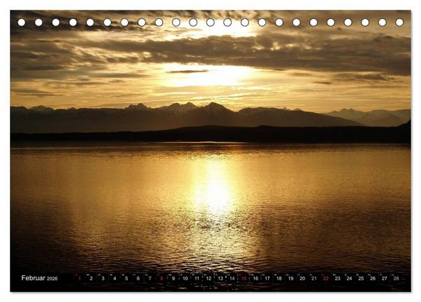 Produktbild: Sonnenunterg&auml;nge &bull; Traumhafte Farbspiele (Tischkalender 2026 DIN A5 quer), CALVENDO Monatskalender