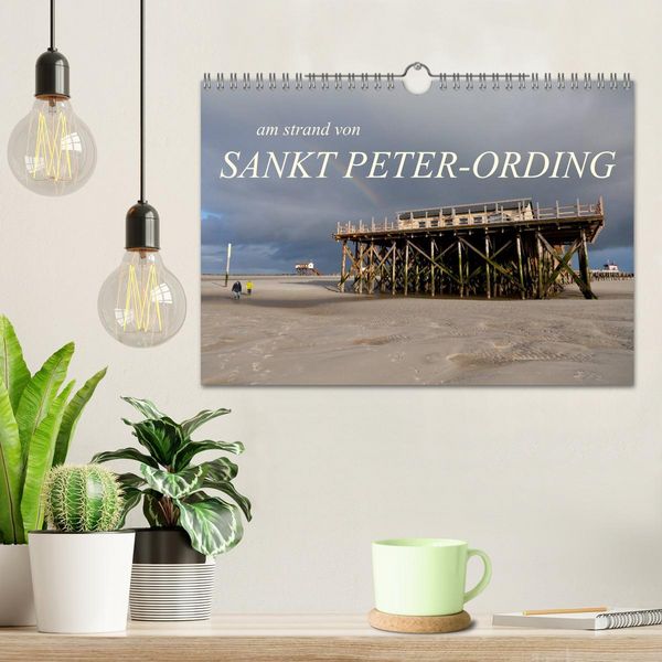 Produktbild: am strand von SANKT PETER-ORDING (Wandkalender 2026 DIN A4 quer), CALVENDO Monatskalender