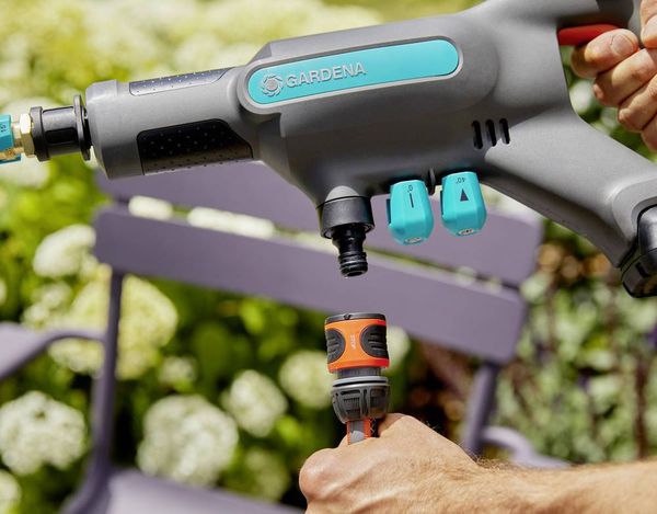 GARDENA AquaClean 24/18 Ready-To-Use Set Mitteldruckreiniger 24 bar