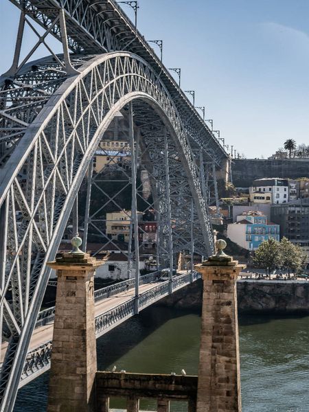 Produktbild: CALVENDO Puzzle Anblick vom Fu&szlig; der Ponte Luis I | 1000 Teile Lege-Gr&ouml;&szlig;e 64x48cm Foto-Puzzle f&uuml;r gl&uuml;ckliche Stunden