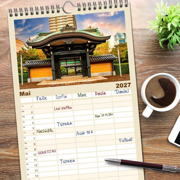 Produktbild: Familienplaner 2027 - Tokio - Tradition und Moderne mit 5 Spalten (Wandkalender, 21 x 45 cm) CALVENDO