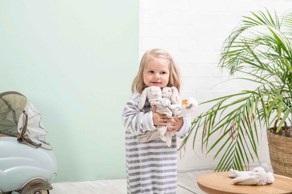 Produktbild: Steiff 242250 - Soft Cuddly Friends My first Steiff Hoppie Hase, Schmusetuch, Fingerpuppe, hellgrau, 26 cm