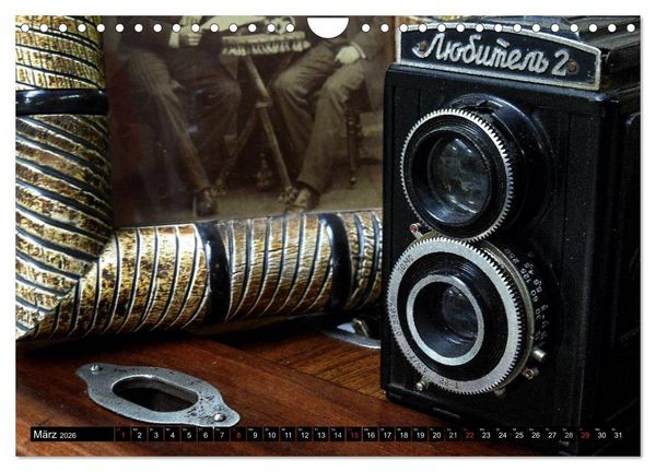 Produktbild: Historische Fotoapparate (Wandkalender 2026 DIN A4 quer), CALVENDO Monatskalender