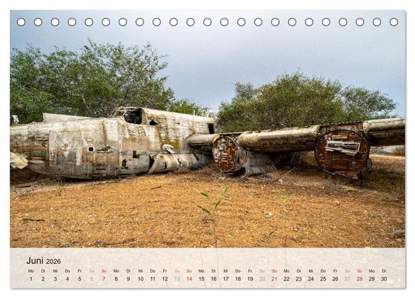 Produktbild: Lost Places - verlassen und vergessen (Tischkalender 2026 DIN A5 quer), CALVENDO Monatskalender