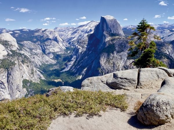 Produktbild: CALVENDO Puzzle YOSEMITE VALLEY Bezaubernde Aussicht | 1000 Teile Lege-Gr&ouml;&szlig;e 64x48cm Foto-Puzzle f&uuml;r gl&uuml;ckliche Stunden