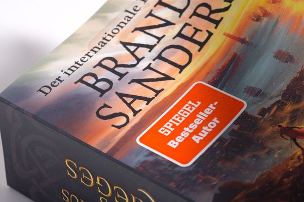 'Der Rhythmus des Krieges' von 'Brandon Sanderson' - Buch - '978-3-453 ...