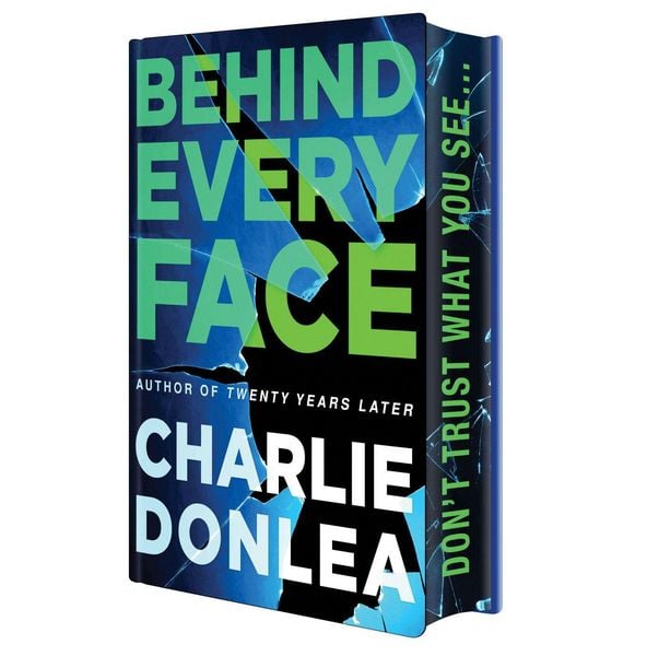 Produktbild: Behind Every Face: Deluxe Stenciled Edges