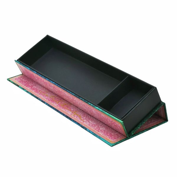 Produktbild: Astrid Lindgren, Pippi Longstocking (Embellished Manuscripts Collection) Pencil Case (Wrap Closure)