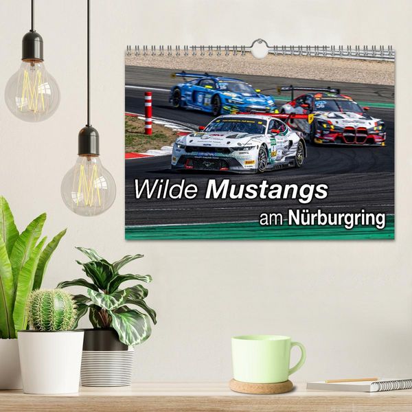 Produktbild: Wilde Mustangs am N&uuml;rburgring (Wandkalender 2026 DIN A4 quer), CALVENDO Monatskalender