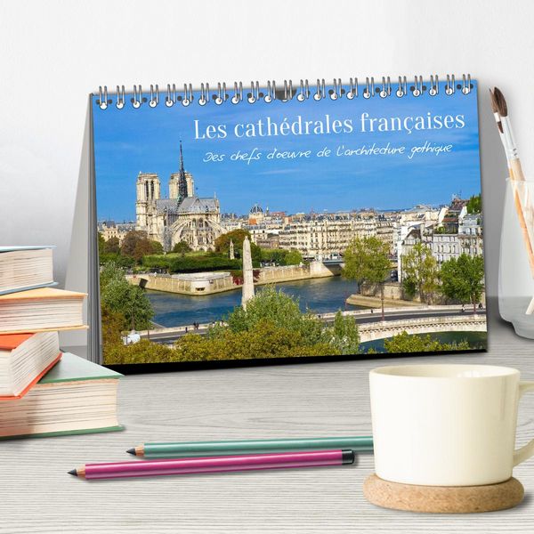 Produktbild: Les cath&eacute;drales fran&ccedil;aises &ndash; Des chefs-d'&oelig;uvre de l&rsquo;architecture gothique (Calendrier de bureau 2027 DIN A5 vertical), CALVENDO calendrier mensuel