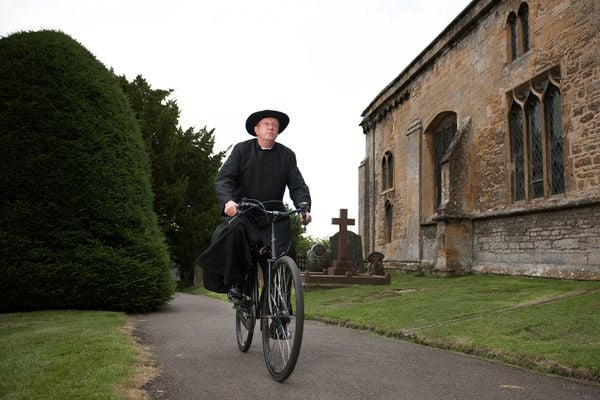 Produktbild: Father Brown - Staffel 1 [3 DVDs]