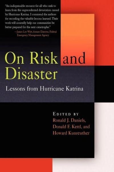 Produktbild: On Risk and Disaster