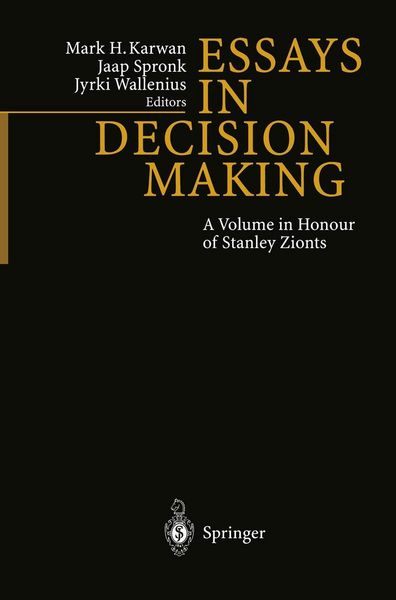 Produktbild: Essays In Decision Making