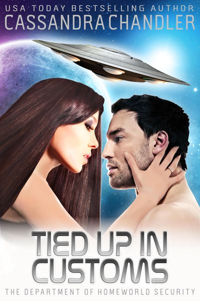 Produktbild: Tied up in Customs (The Department of Homeworld Security, #4)