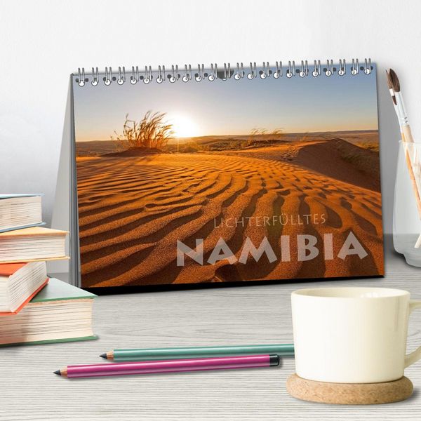 Produktbild: Lichterf&uuml;lltes Namibia (Tischkalender 2026 DIN A5 quer), CALVENDO Monatskalender