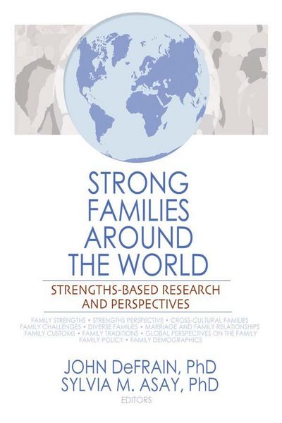 Produktbild: Strong Families Around the World