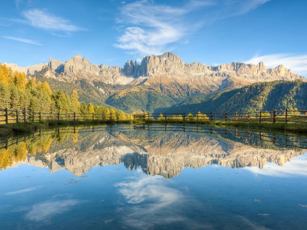 Produktbild: CALVENDO Puzzle Rosengarten in S&uuml;dtirol 1000 Teile Lege-Gr&ouml;&szlig;e 64 x 48 cm Foto-Puzzle Bild von Michael Valjak