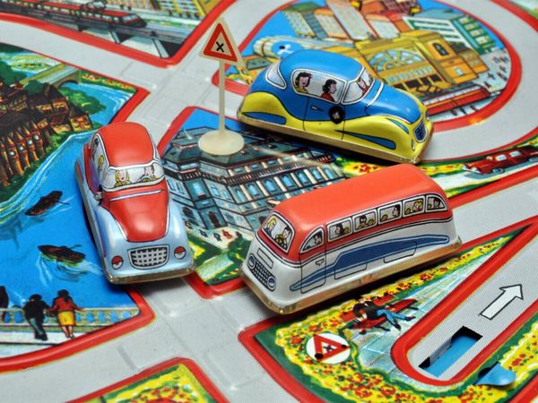 Produktbild: CALVENDO Puzzle Verkehrsspiel von Technofix, hergestellt in Ungarn | 1000 Teile Lege-Gr&ouml;&szlig;e 64x48cm Foto-Puzzle f&uuml;r gl&uuml;ckliche Stunden