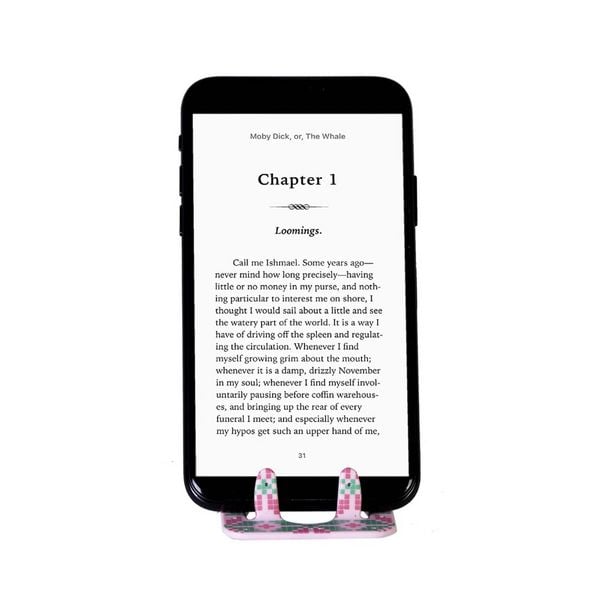 Produktbild: Flexistand (Icelandic Pink) - flexibler Handyaufsteller - f&uuml;r alle Handys und Mini-Tablets - superflach - stufenlos verstellbar - hochkant und quer - passt in jede Hosentasche