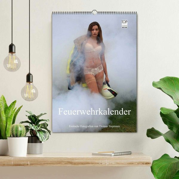 Produktbild: Feuerwehrkalender &ndash; Erotische Fotografien von Thomas Siepmann (Wandkalender 2026 DIN A2 hoch), CALVENDO Monatskalender