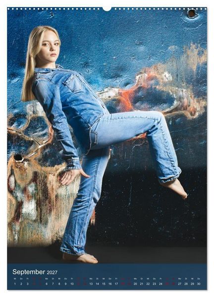 Produktbild: Hailie - Blond in Jeans (Wandkalender 2027 DIN A2 hoch), CALVENDO Monatskalender