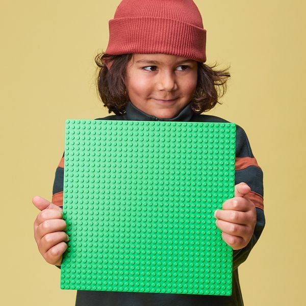 Produktbild: LEGO Classic 11023 Gr&uuml;ne Bauplatte, Grundplatte f&uuml;r LEGO Sets, 32x32 Noppen, in 25x25 cm