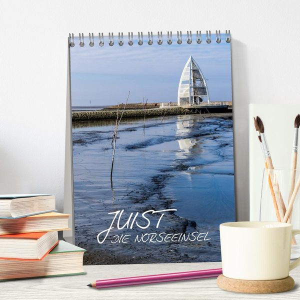 Produktbild: JUIST - DIE NORDSEEINSEL (Tischkalender 2026 DIN A5 hoch), CALVENDO Monatskalender