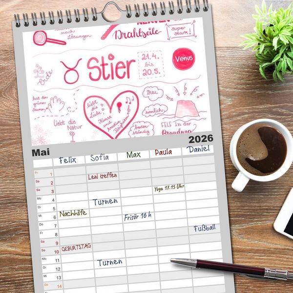 Produktbild: Familienplaner 2026 - Sternzeichen-Kalender mit 5 Spalten (Wandkalender, 21 x 45 cm) CALVENDO