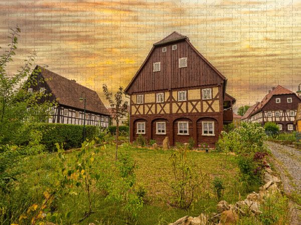 Produktbild: CALVENDO Puzzle Umgebindehaus in Gro&szlig;sch&ouml;nau (1352 gegr&uuml;ndet). | 1000 Teile Lege-Gr&ouml;&szlig;e 64x48cm Foto-Puzzle f&uuml;r gl&uuml;ckliche Stunden