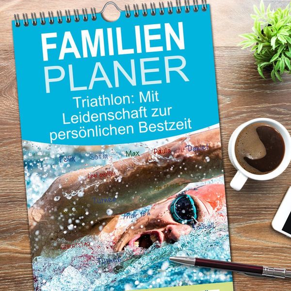Produktbild: Familienplaner 2026 - Triathlon: Mit Leidenschaft zur pers&ouml;nlichen Bestzeit mit 5 Spalten (Wandkalender, 21 x 45 cm) CALVENDO