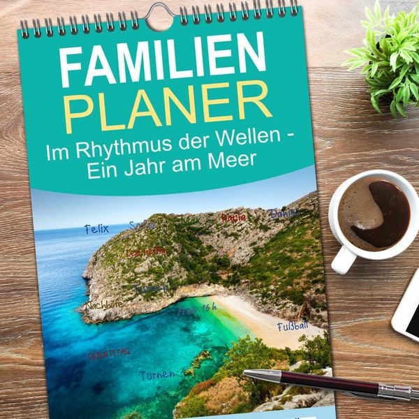 Produktbild: Familienplaner 2026 - Im Rhythmus der Wellen - Ein Jahr am Meer mit 5 Spalten (Wandkalender, 21 x 45 cm) CALVENDO