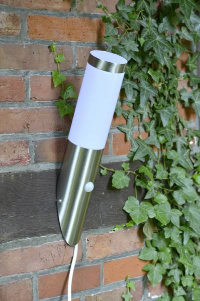 Produktbild: Brilliant Chorus 43697/82 Au&szlig;enwandleuchte mit Bewegungsmelder LED E27 10W Edelstahl