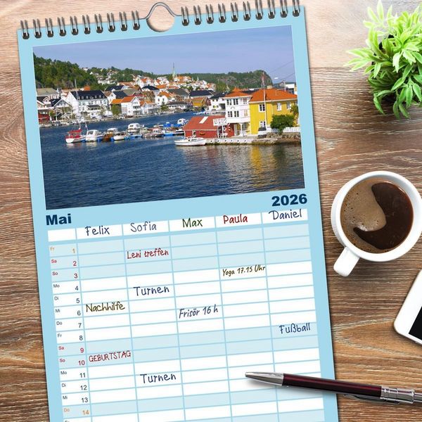 Produktbild: Familienplaner 2026 - Faszination Skandinavien mit 5 Spalten (Wandkalender, 21 x 45 cm) CALVENDO