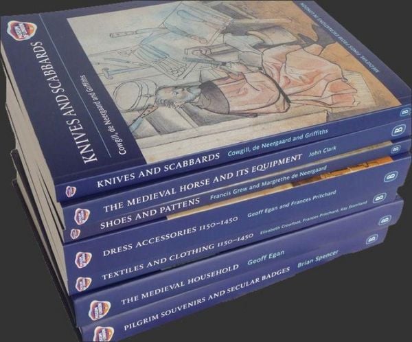 Produktbild: Medieval Finds from Excavations in London [7 Volume Set]