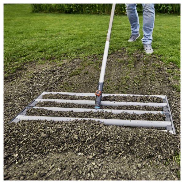 Produktbild: GARDENA 03569-20 Rasenrakel Arbeitsbreite 76cm