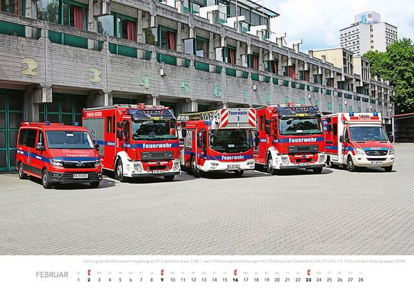 'Feuerwehr Kalender 2025 Wandkalender' - 'Nutz- & Schienenfahrzeuge'