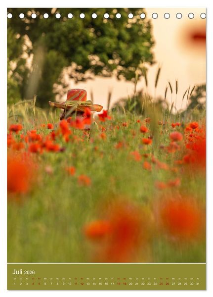 Produktbild: Mohnblumen - kraftvoll und zart (Tischkalender 2026 DIN A5 hoch), CALVENDO Monatskalender