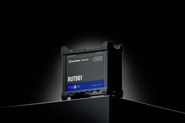 Produktbild: Teltonika RUT901 WLAN Router Integriertes Modem: LTE 2.4GHz