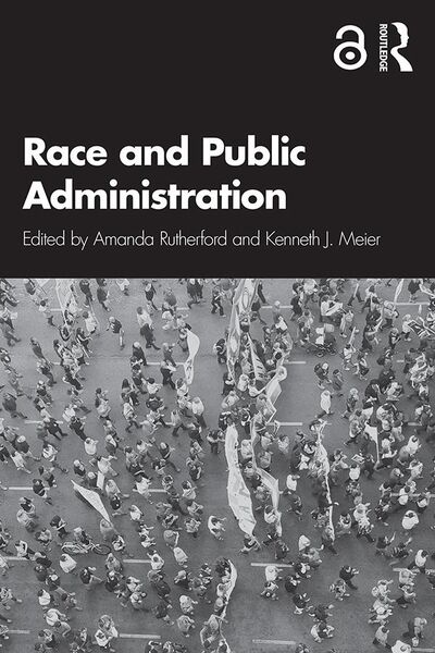 Produktbild: Race and Public Administration