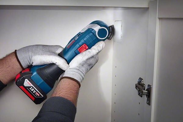 Produktbild: Bosch Professional GOP 18V-34 06018G2000 Akku-Multifunktionswerkzeug ohne Akku, ohne Ladeger&auml;t, inkl. Koffer 18 V