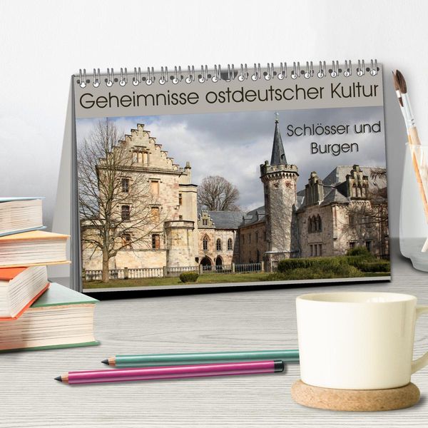 Produktbild: Geheimnisse ostdeutscher Kultur - Schl&ouml;sser und Burgen (Tischkalender 2026 DIN A5 quer), CALVENDO Monatskalender
